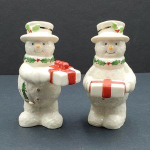 Lenox Happy Holly Days Snowman Sharing Gifts Salt Pepper Shakers Snowmen